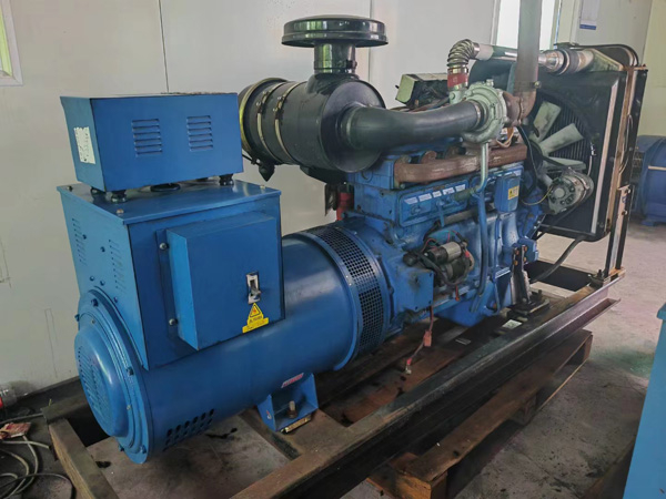 灵武100kW柴油发电机组使用多级机油有哪些优缺点？