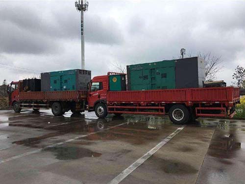 灵武涂抹密封胶后，需要等待多长时间才能安装水冷式机油散热器密封件？